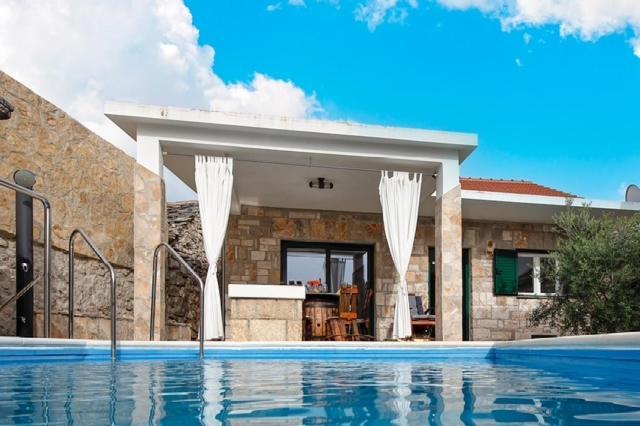 Villa Oaza Primosten With Heated Pool Екстериор снимка