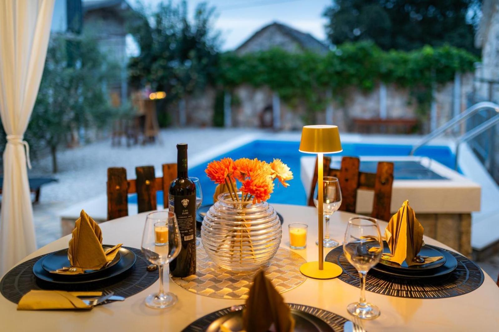 Villa Oaza Primosten With Heated Pool Екстериор снимка