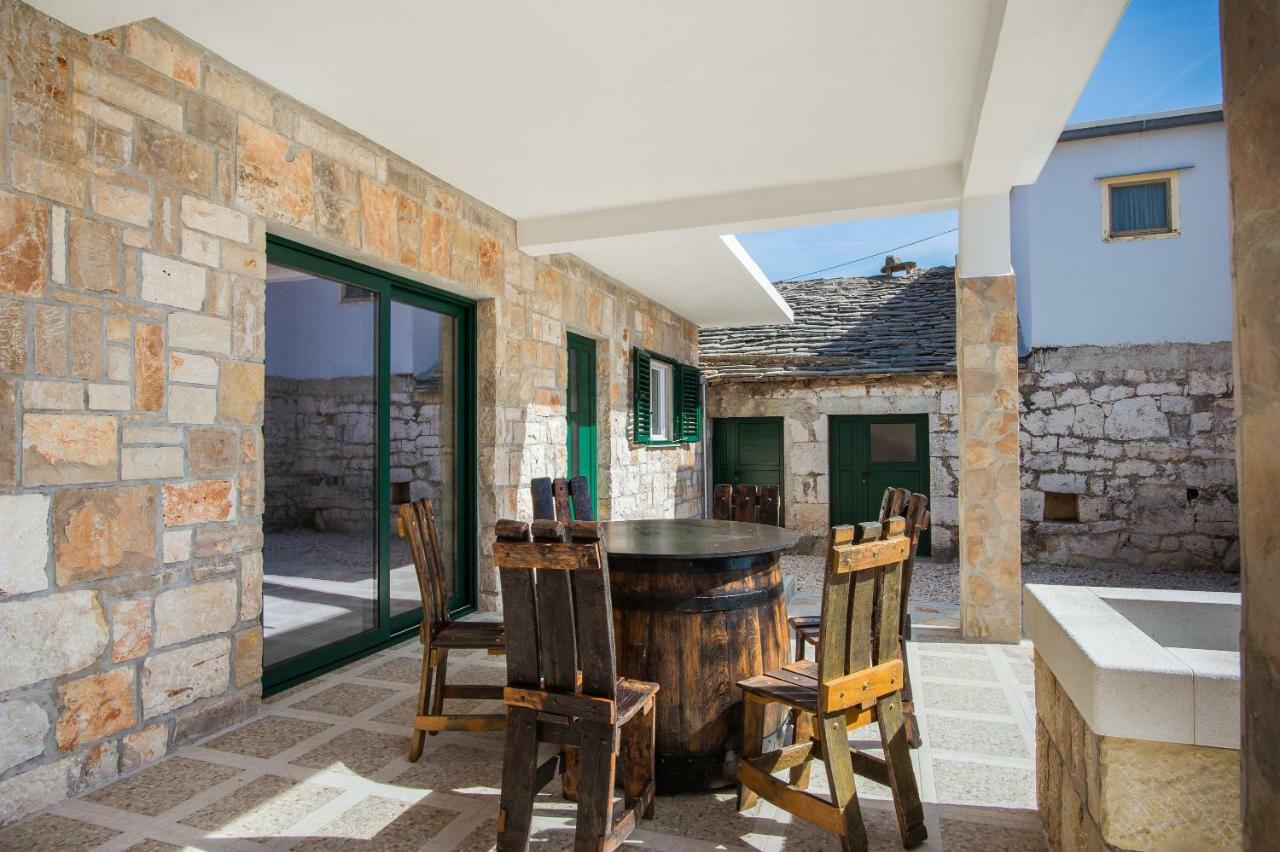 Villa Oaza Primosten With Heated Pool Екстериор снимка