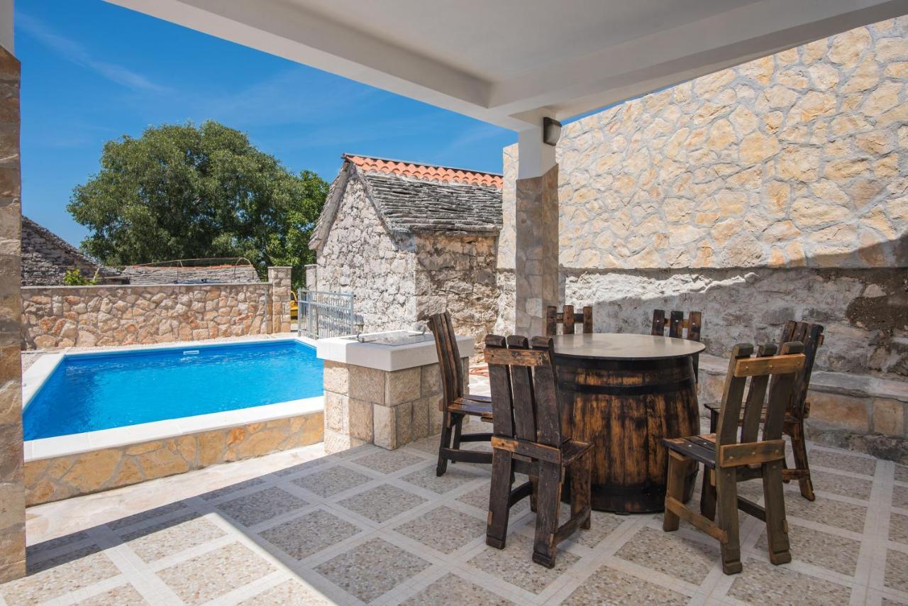 Villa Oaza Primosten With Heated Pool Екстериор снимка